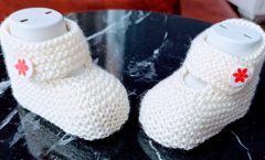 iki şiş ile yenidoğan bebek patik modeli yapımı/bebek patik modelleri/örgü patik/crochet/kinitting